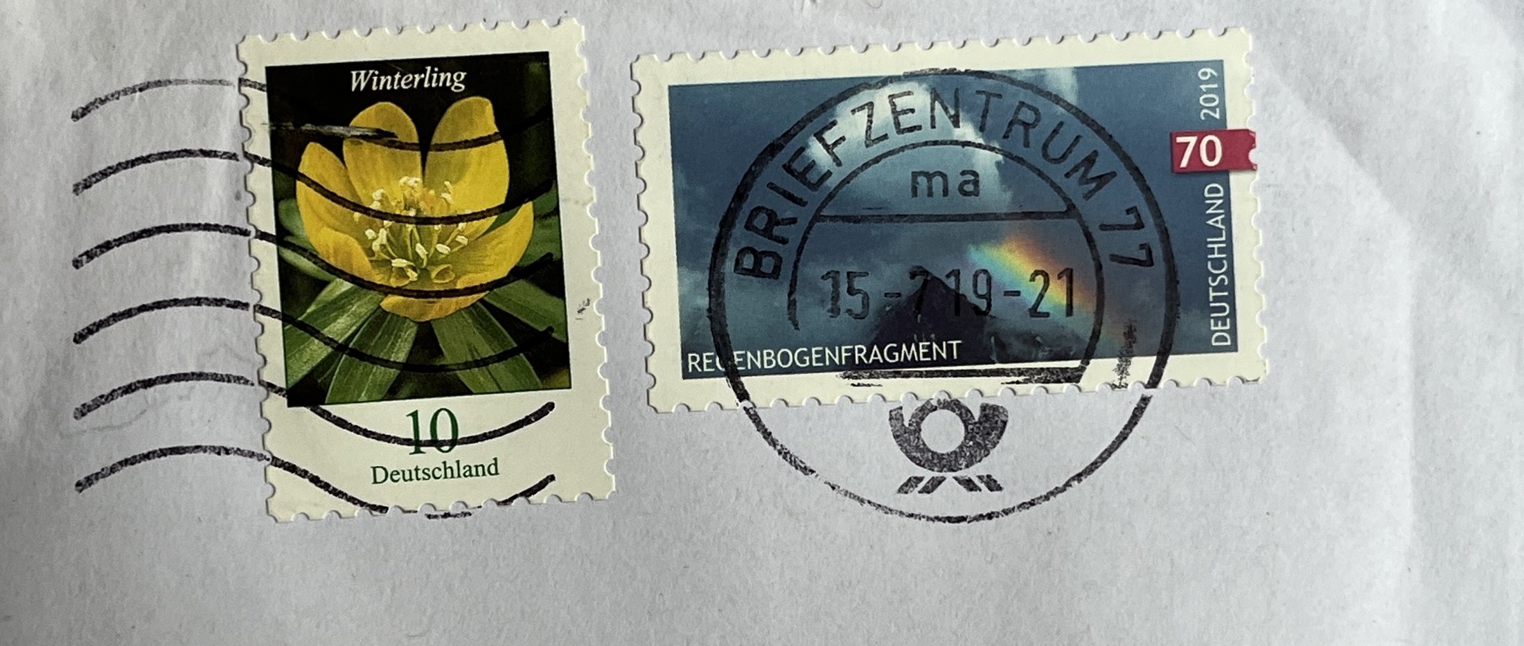 Umschlag: Briefmarken Winterling und Regenbogenfragment, Poststempel vom 15. 7. 2019